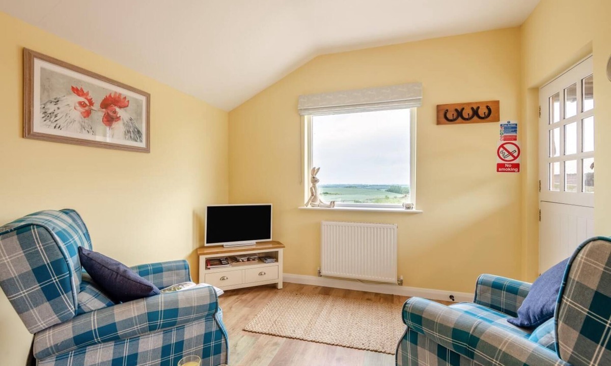 Etchinghill House | 1 Bed in Stowting (oc-ct039)