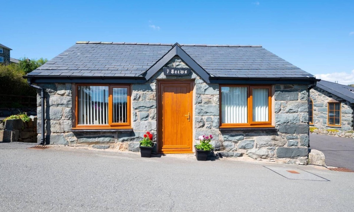 Trawsfynydd House | 1 Bed in Trawsfynydd (oc-107501)