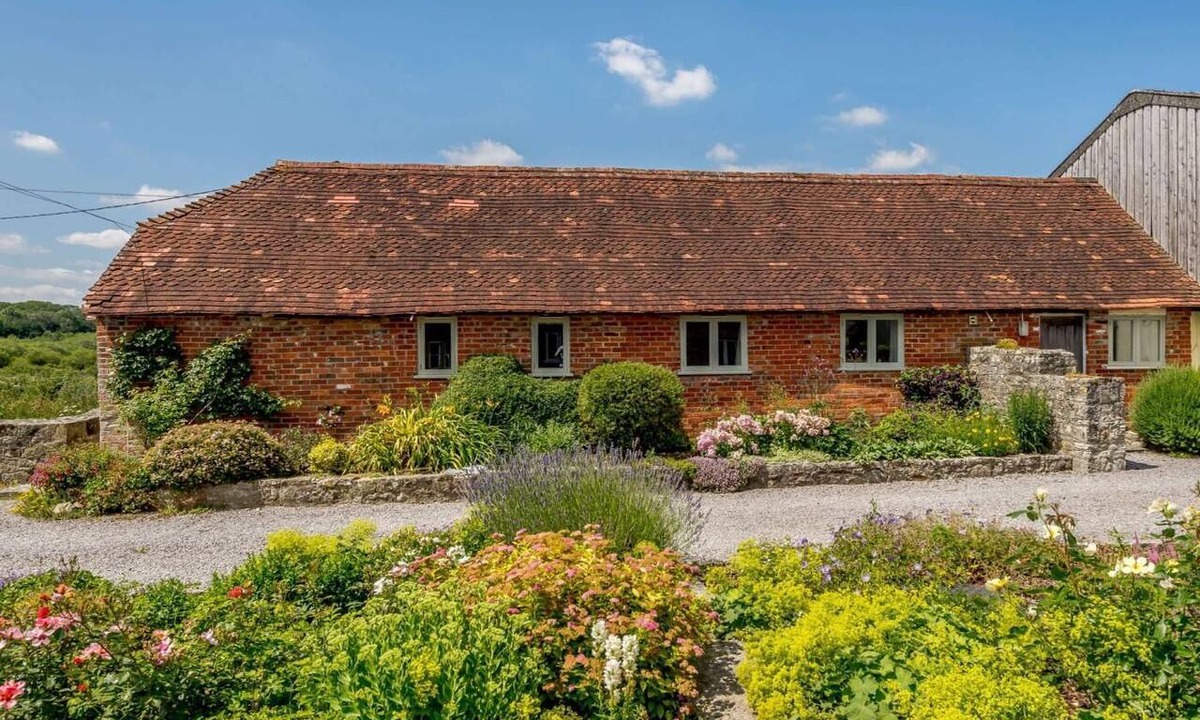 West Knoyle Cottage | 1 Bed in Warminster (oc-52108)