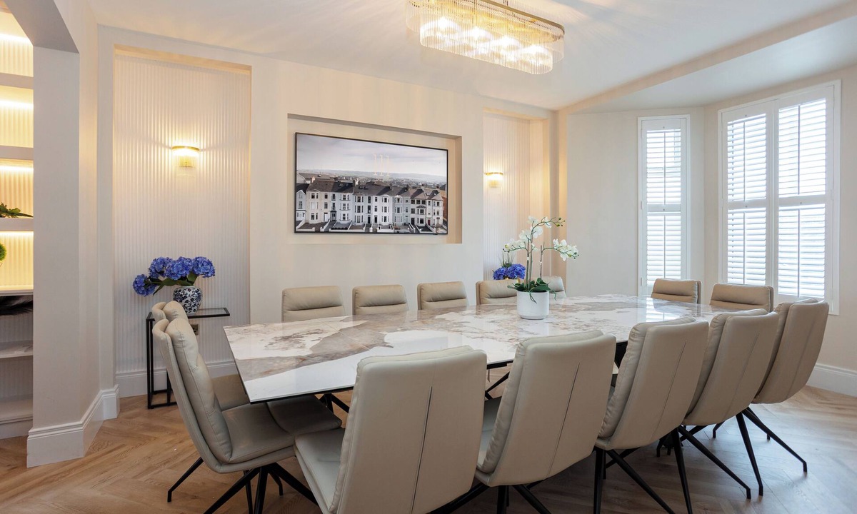 Portrush House | 111 By Mayfair - Luxurious, Sea Views, 12 Bedroom Home - Centre of Portrush.