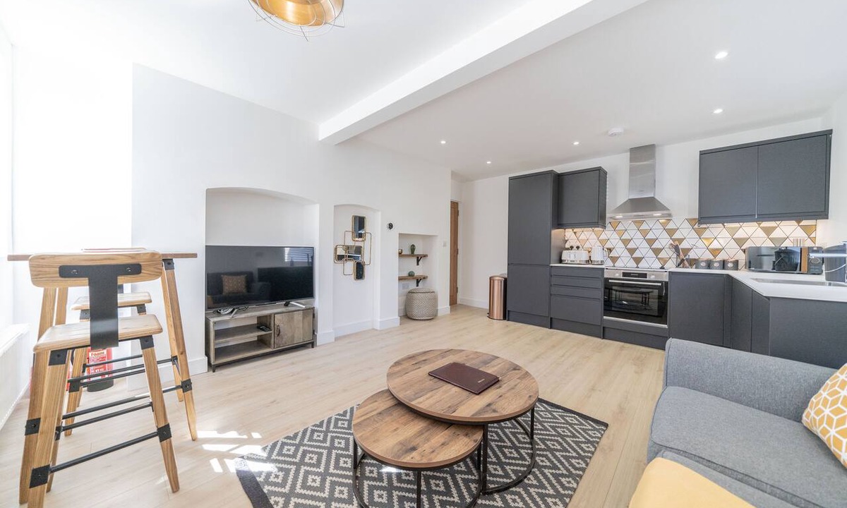 Headington Apartment | * 2 Ashbrook Windmill - Luxury ground floor 1 bedroom flat *