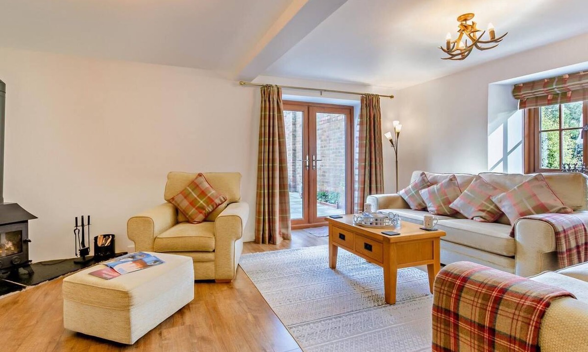 Wold Newton Cottage | 2 Bed in Driffield (oc-79280)