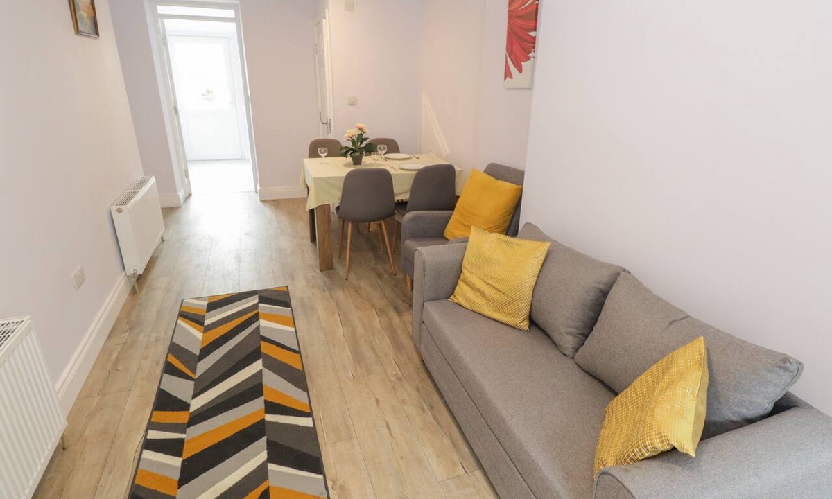 Ballinrobe Cottage | 22 Town Place