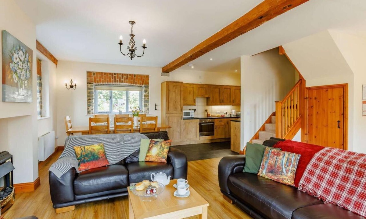 Launceston Cottage | 3 Bed in Launceston (oc-88858)