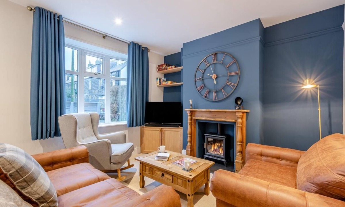 Ilkley Cottage | 3 Bed in Ilkley (oc-i30726)