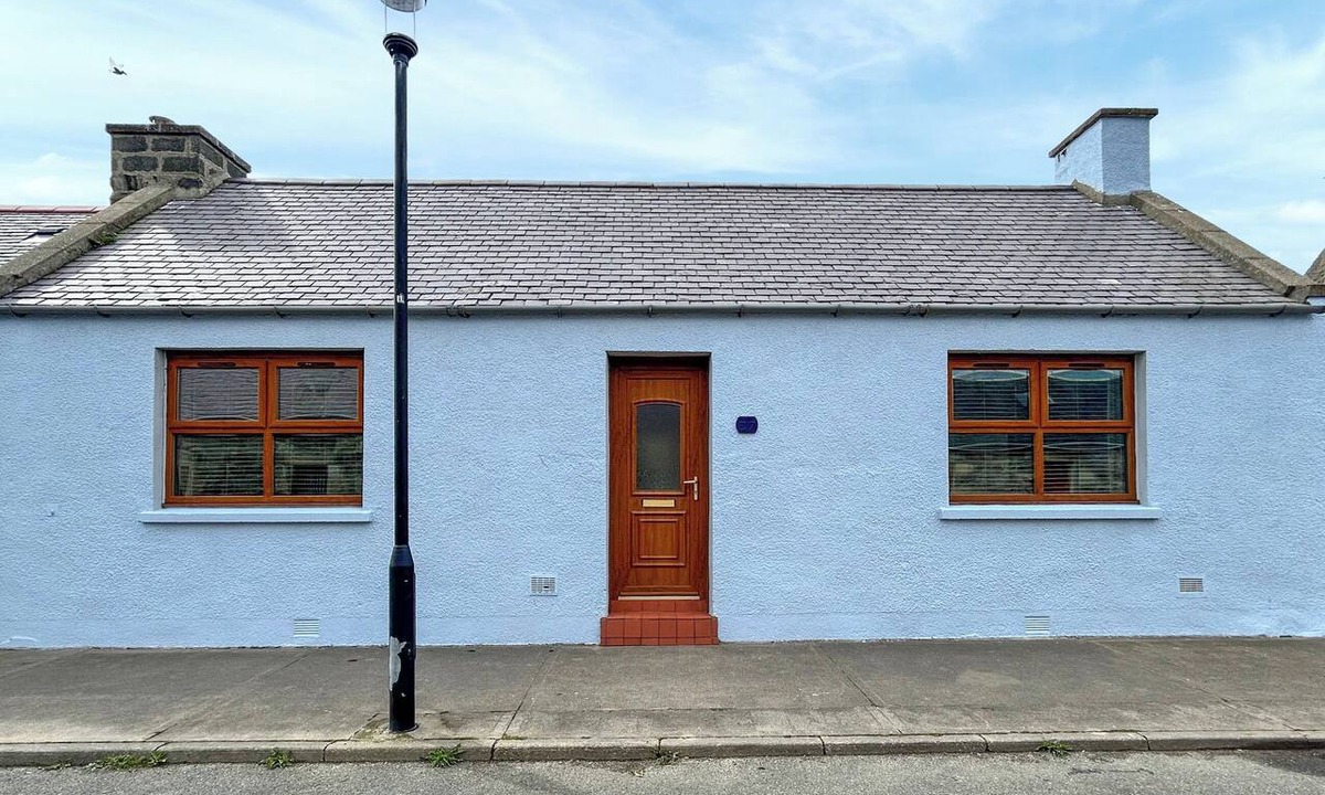 Sandhaven Cottage | 3 bedroom accommodation in Fraserburgh