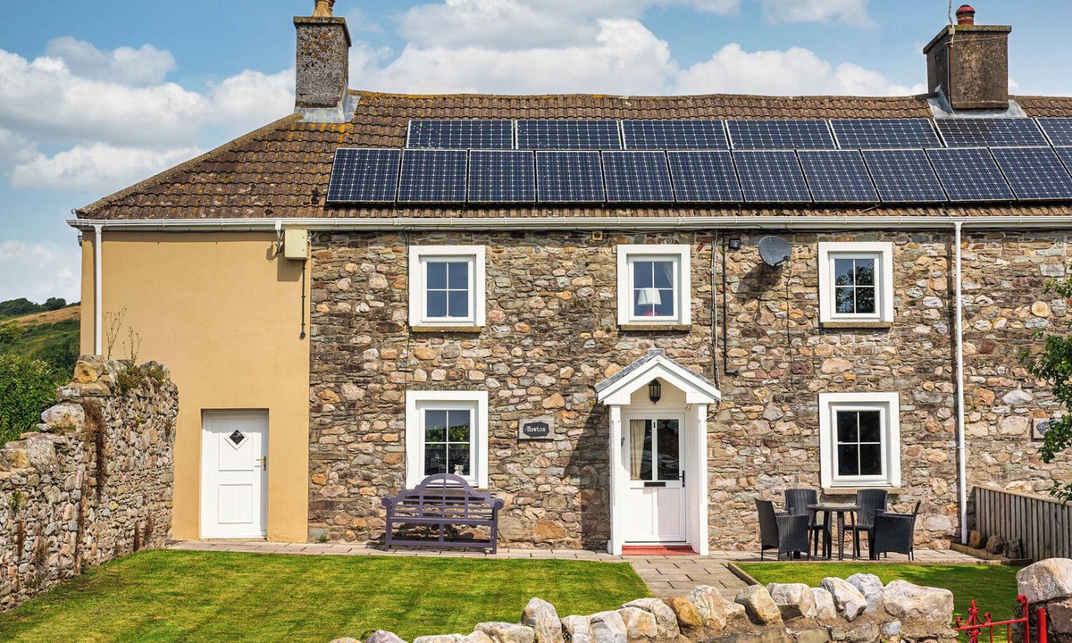 Kidwelly Cottage | 3 bedroom accommodation in Kidwelly