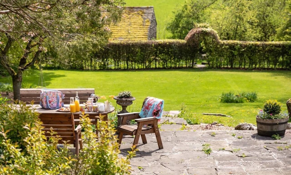 Millers Dale Cottage | 4 Bed in Buxton (oc-57687)