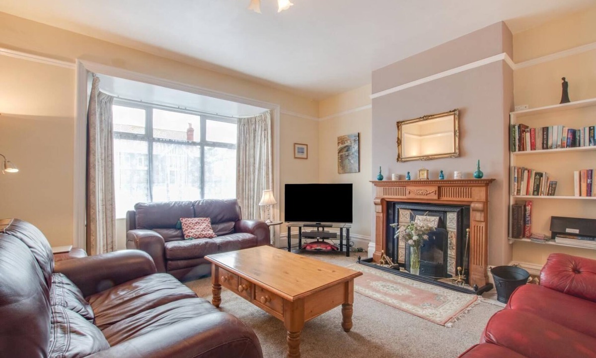 Runswick Bay Cottage | 5 Bed in Runswick (oc-wa326)