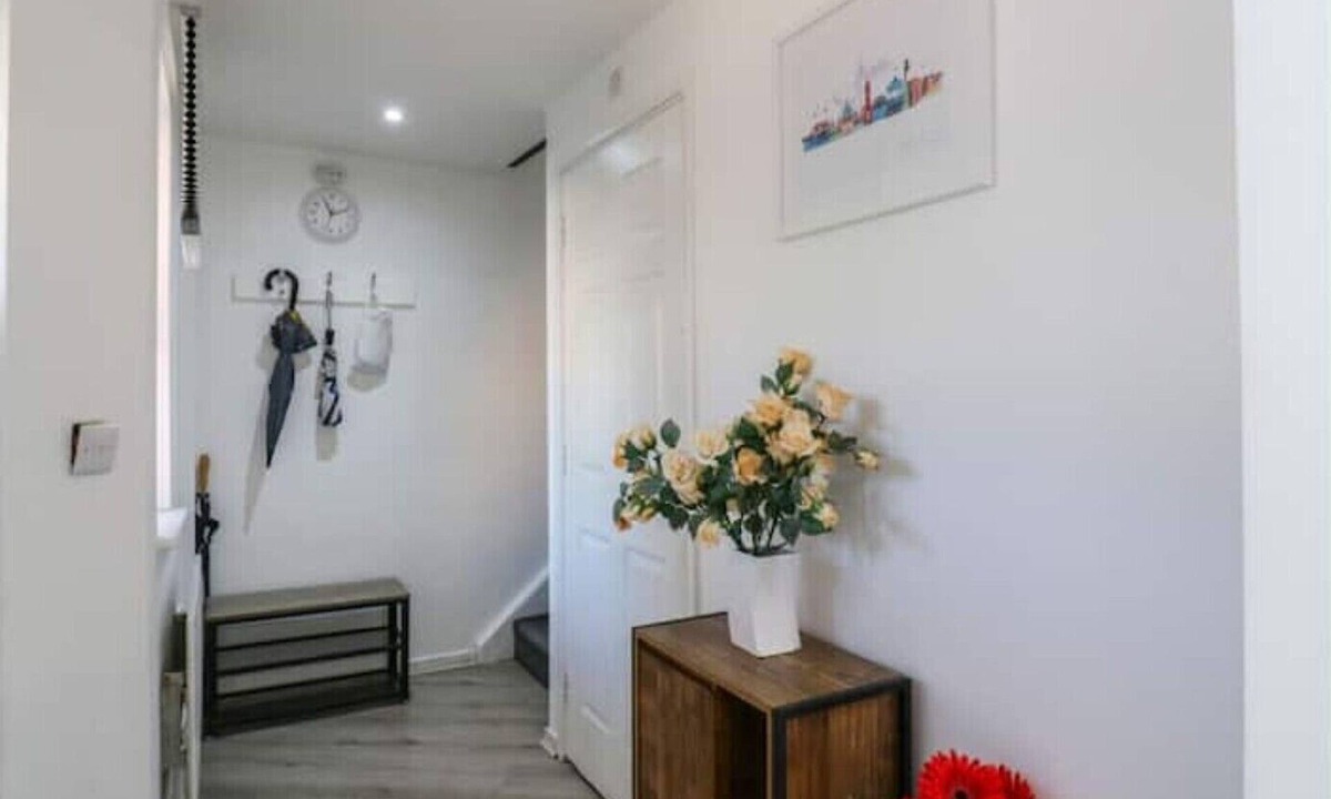 Deptford House | 5 Bedroom London House with Garden, 2x Parking and 2x Bathrooms
