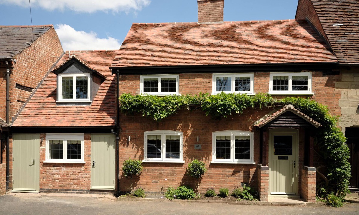 Warwick Cottage | 67 BRIDGE END, pet friendly, luxury holiday cottage in Warwick