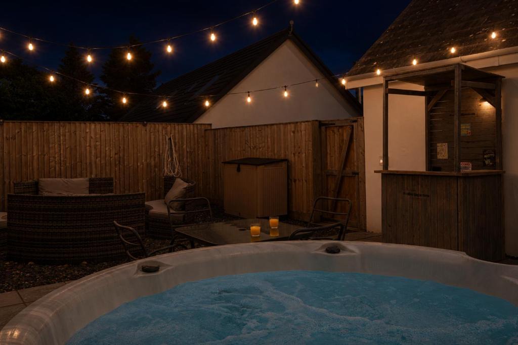 Tenby House | Acorn Cottage