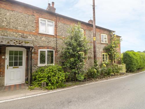 Shillingstone House | Apple Tree Cottage