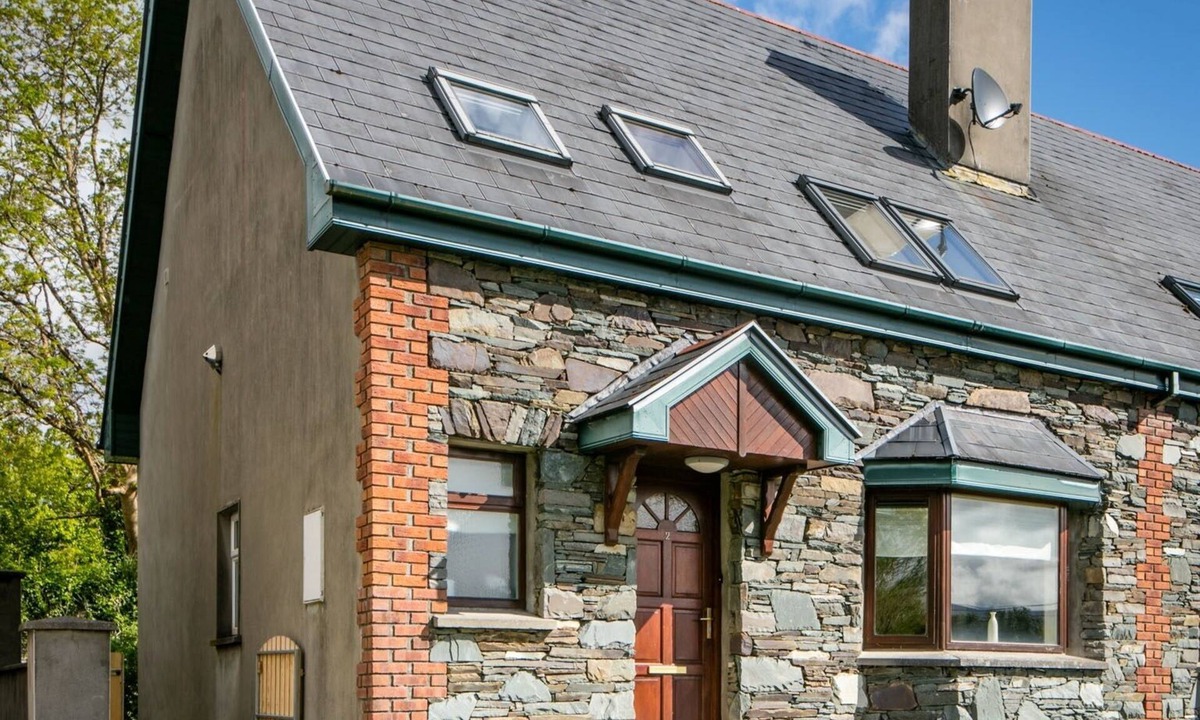 Kenmare House | Ard na Greine
