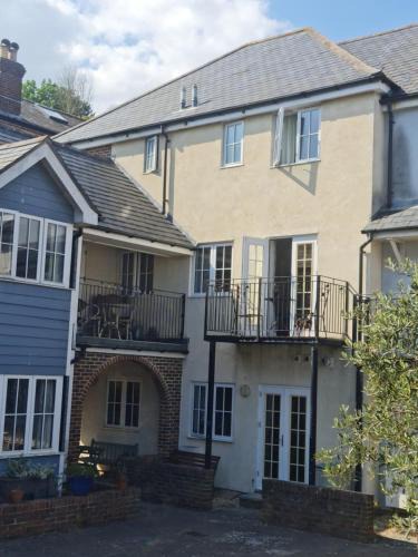 Ventnor House | Award winning, Spring Cottage in Ventnor, Isle of Wight