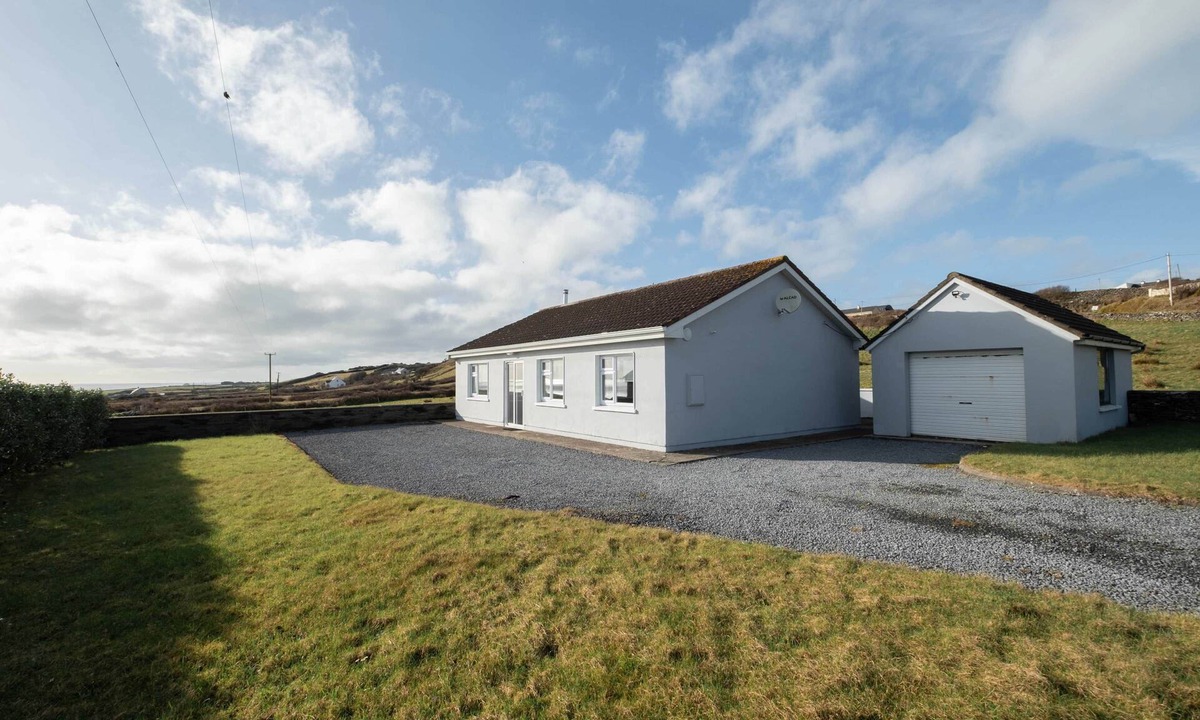 Liscannor House | Bayview - overlooking Liscannor Bay!