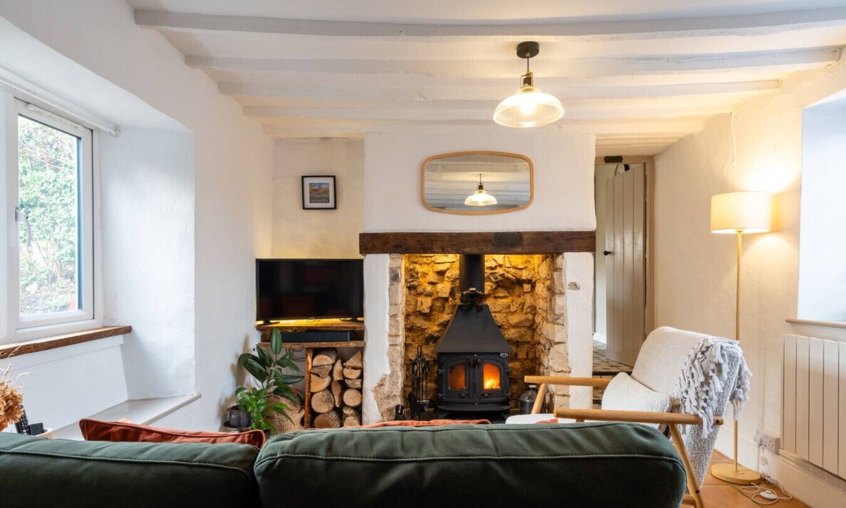 Nailsworth Cottage | Beautiful 2 Bedroom Cottage in Nailsworth