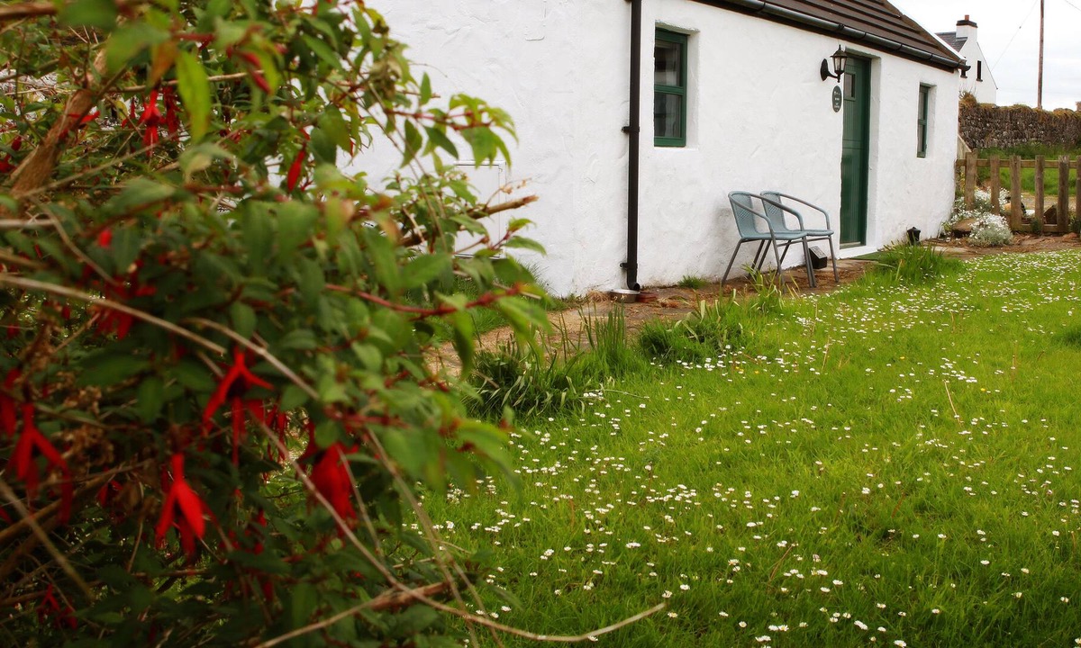 Ballycastle Cottage | Beautiful cottage on the Causeway coast.