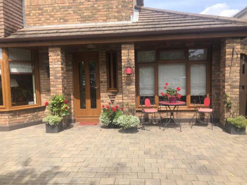 Lucan Villa | Beechtree House