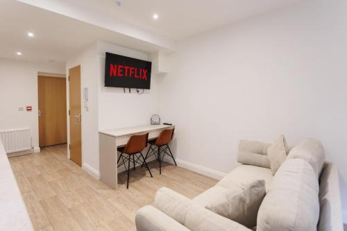 Belfast City Centre Apartment | Brand New Boutique Apartment 2