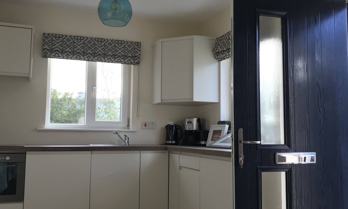 Glasnevin Apartment | Bright cosy one bedroom apartment in Dublin 9