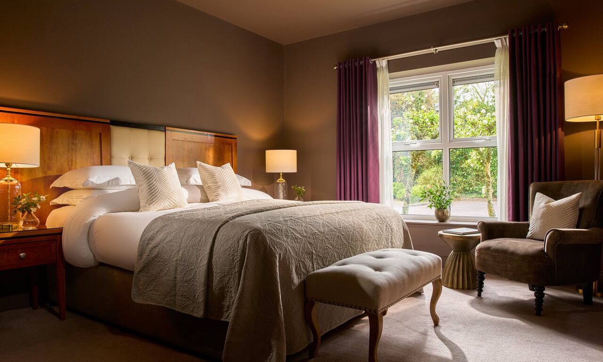 Kenmare Hotel | Brook Lane Hotel