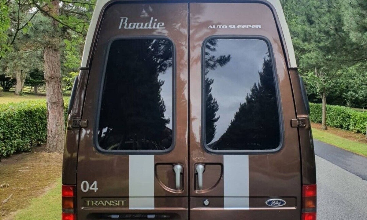 Dublin House | Camper 8 “Bertha”