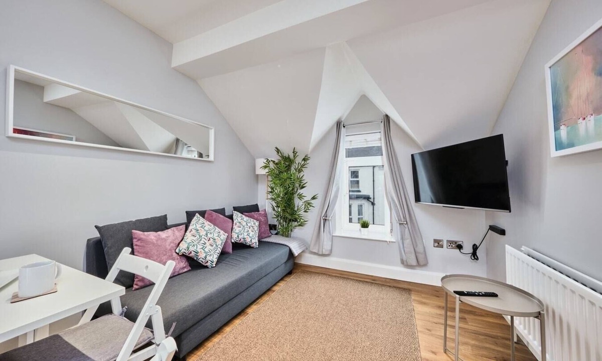 Portrush Apartment | Central Portrush Penthouse Retreat