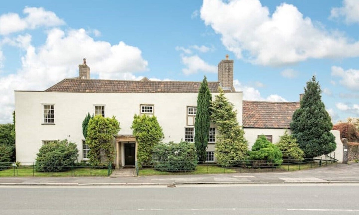 Cross House | Charming listed historic country house 3 miles from Cheddar Gorge