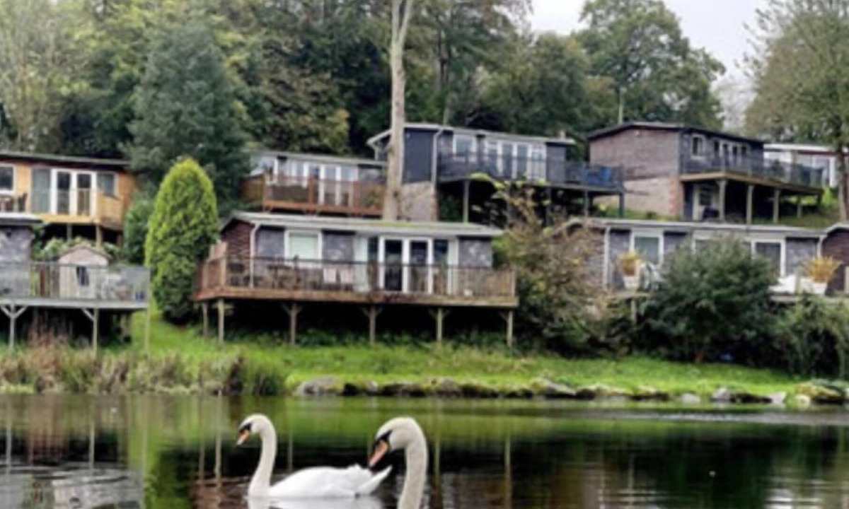 Bont Newydd Cottage | Charming Two Bed Cottage Glan Gwna Holiday Park