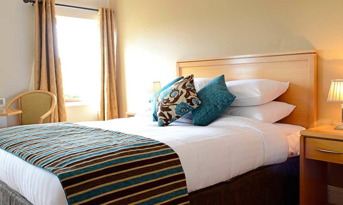 Kiltimagh Hotel | Cill Aodain Court Hotel