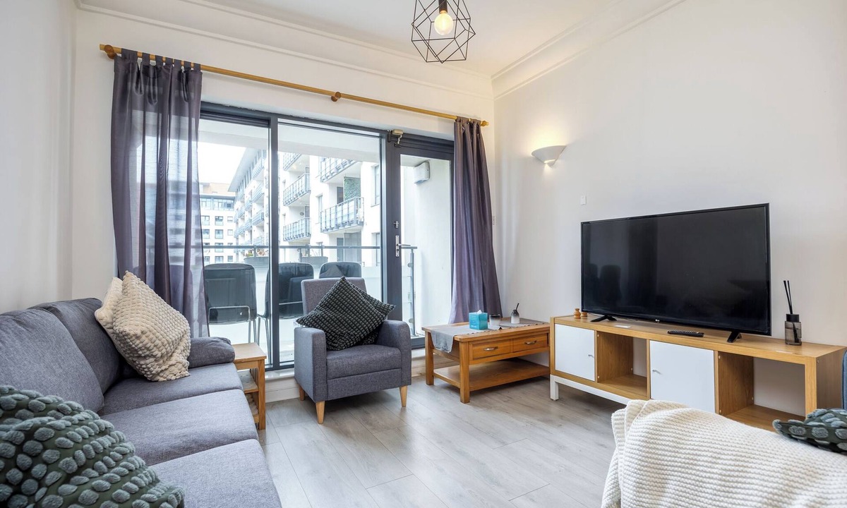 North Wall Apartment | City Centre 2BR Flat-15min to Irish Whiskey Museum