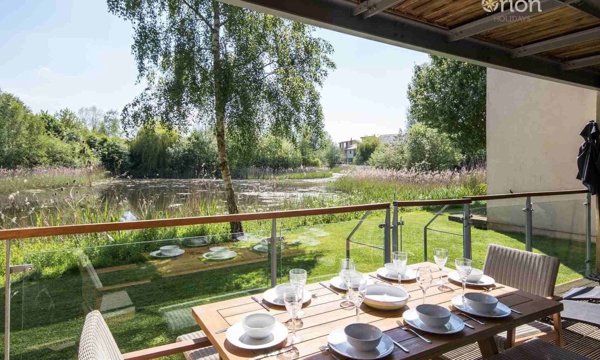 Cirencester House | Clearwater 82, Primrose Bank - Lakeside Holiday Home, Spa Access, Sleeps 7