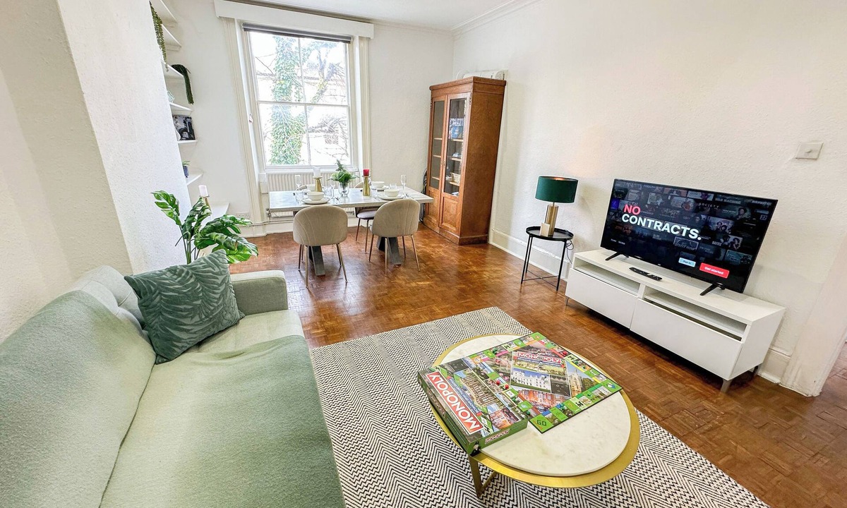 Abbey Road Apartment | Comfy 2-Bedroom Flat w/ free WiFi in Maida Vale near Little Venice & Paddington
