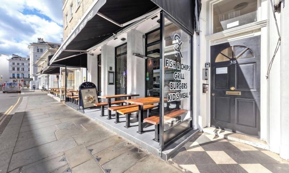 Brompton & Hans Town Apartment | Cool 2-bedroom apartment with WiFi in vibrant London