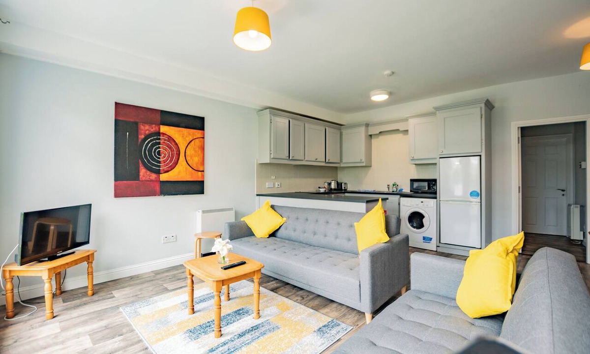 Galway Apartment | Cozy 2-Bedroom Apartment in Galway