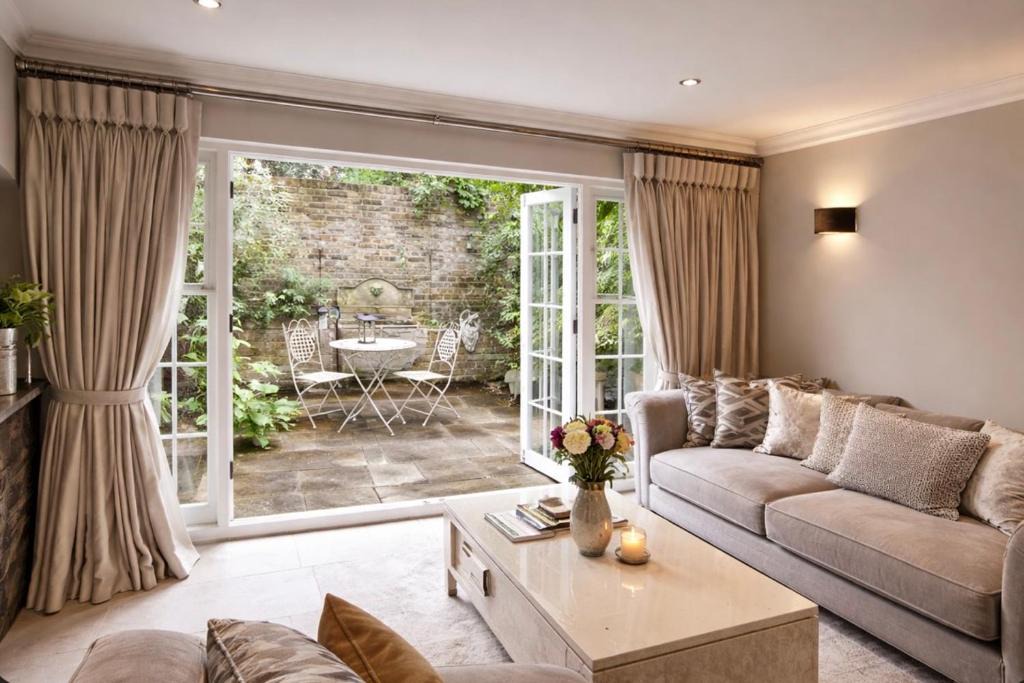 Churchill House | Cozy House in Belgravia, 2 king beds, garden and hot tub