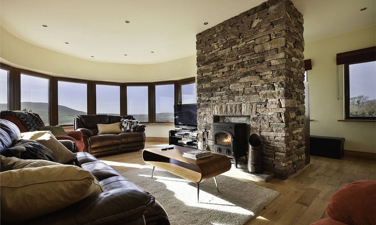 Lispole House | Dingle Way Lodge 4 bedroom house VRBO
