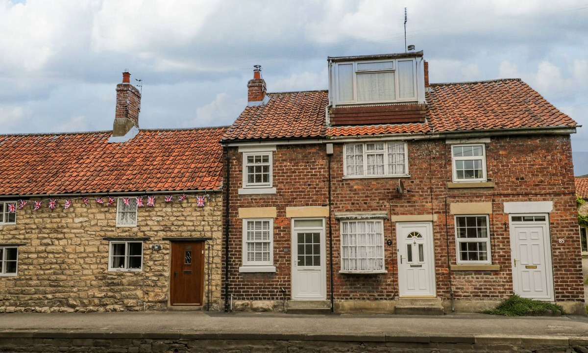 Pickering Cottage | DUCKY'S, pet friendly, character holiday cottage in Pickering