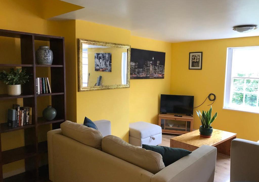 Loddon Apartment | Entire Loddon Apartment