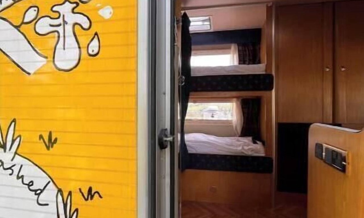 Templecombe House | Escape to The Happy Camper – A Retro Retreat in the Somerset Hills