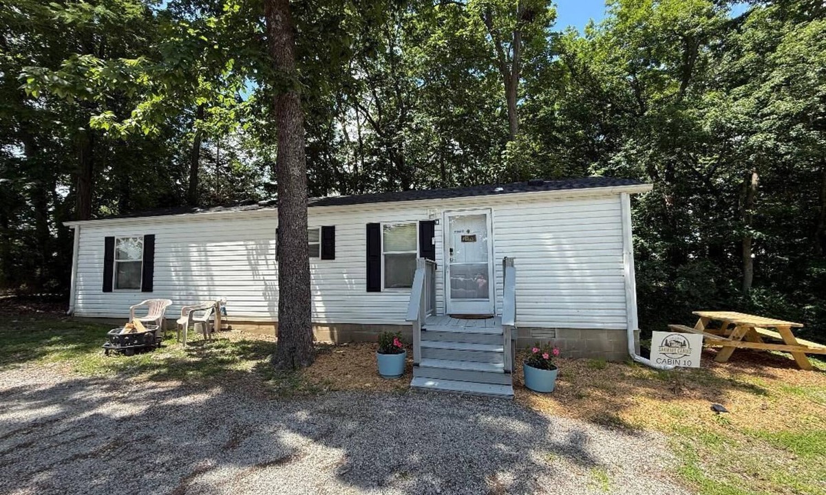 Murphysboro Cabin | Fishing Cabin next to Kinkaid Lake