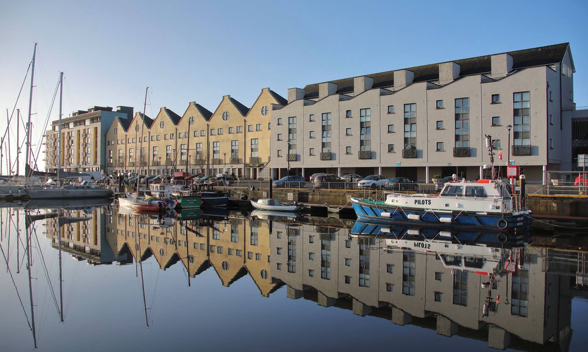 Galway City Centre House | Galway Dockside Townhouse