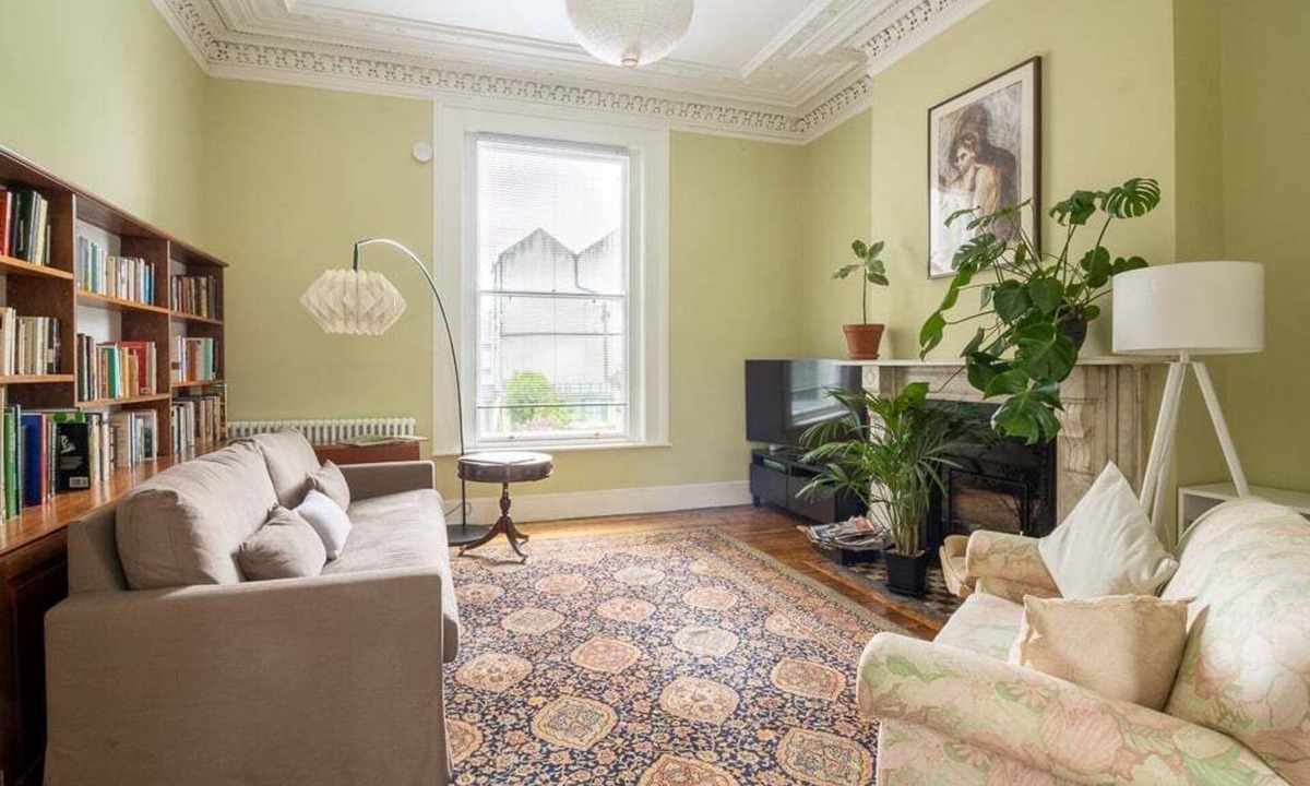 Phibsborough House | GuestReady - Period House in the Heart of Dublin
