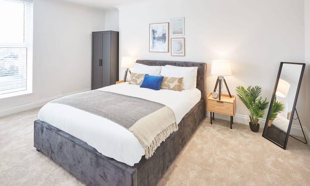 Saltburn-by-the-Sea Apartment | Host & Stay | The Lookout