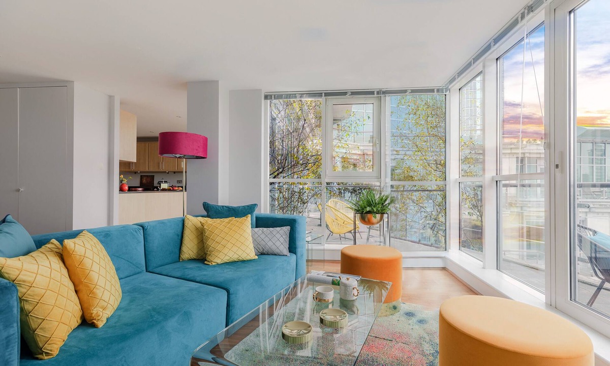 Vauxhall Apartment | HUGE THAMES VIEW LUXXE NOMAD DESIGN HOME