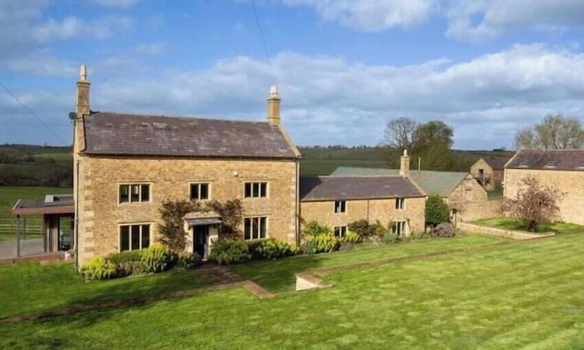 Whichford Other | Idyllic Cotswold Farmhouse – Rural Views, Space & Group Escape for up to 12