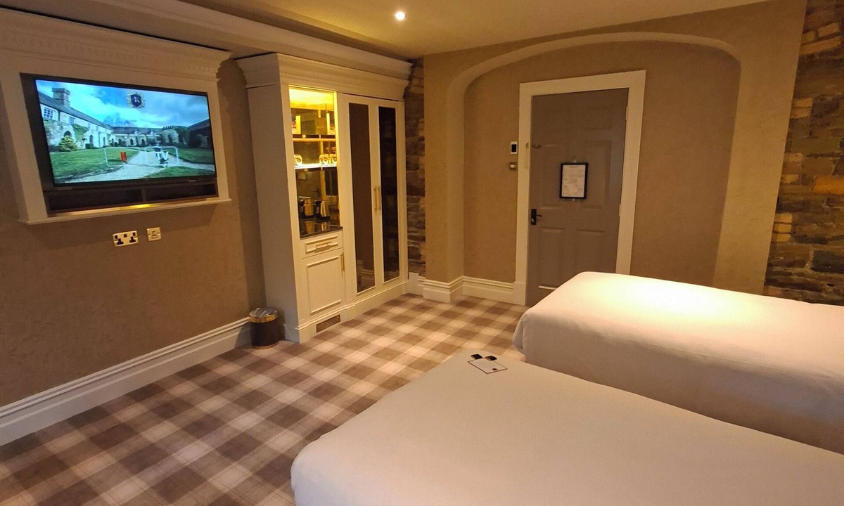 Kinnitty Hotel | Kinnitty Castle Hotel