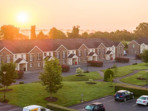 Trim House | Knightsbrook Hotel Courtyard Accommodation