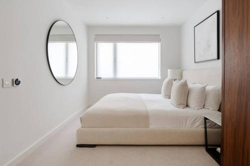 St James House | Luxury Central Mayfair Townhouse with AC 3BR 3BA